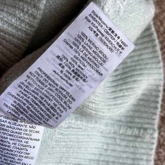 Tory Burch Merino Wool Light Baby Blue Crewneck Sweater - Picture 9 of 9